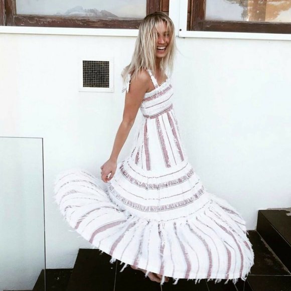 TIGERLILY Jamais Maxi Dress - Picture 6 of 15